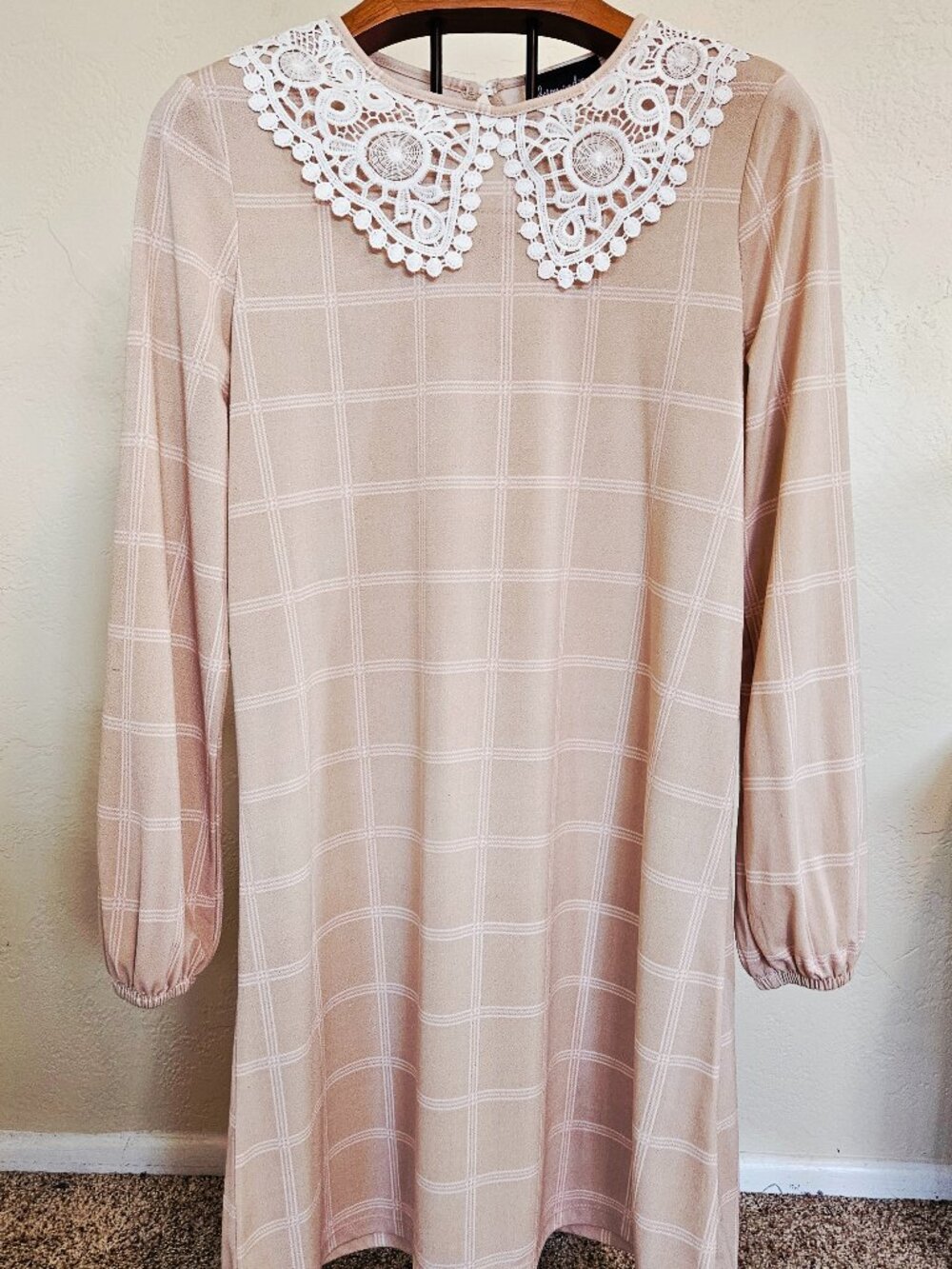 Alison Andrews Women's Beige Plaid Mini-dress White Peter Pan Collar A-line Sz S